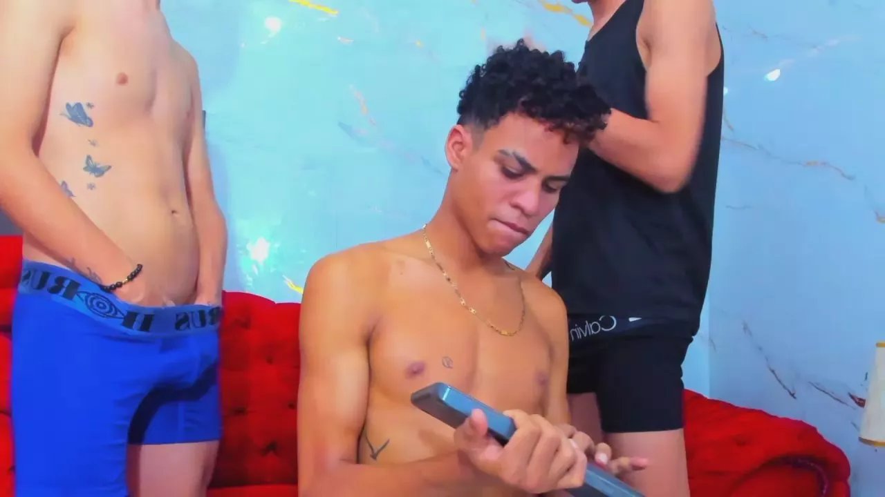 Offline Snake_guys1 on Cam4