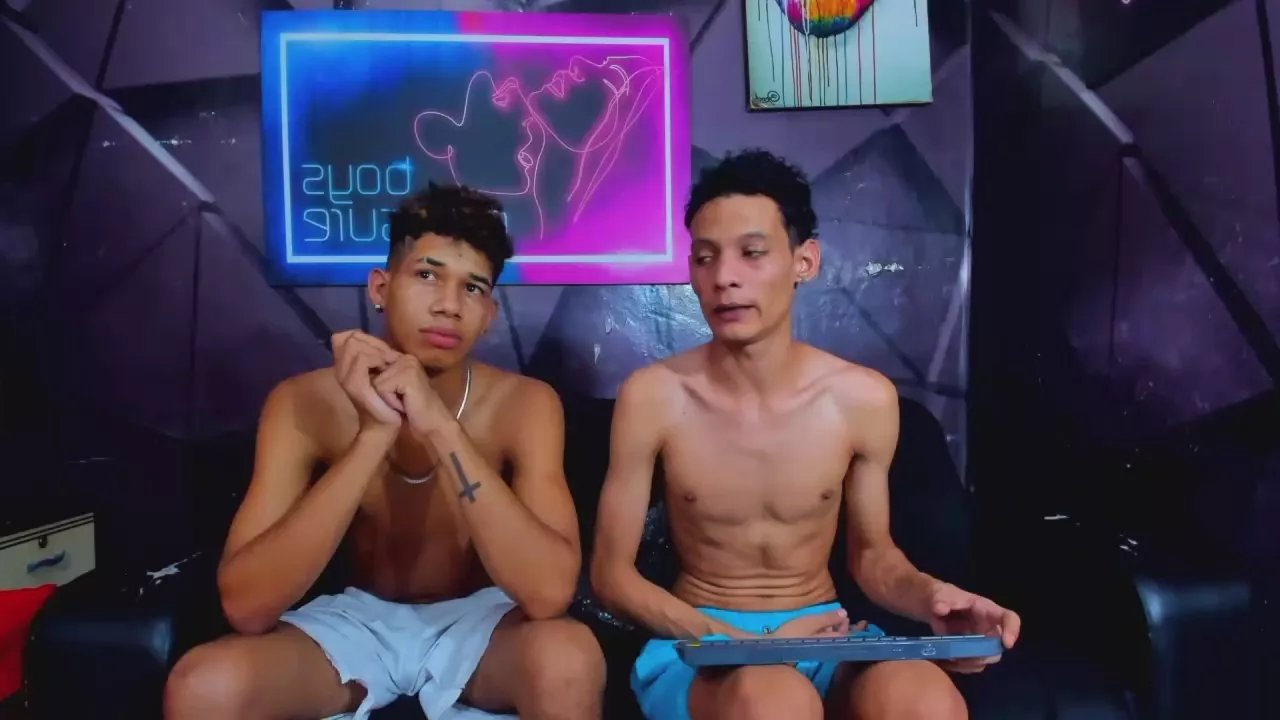 Offline Snake_guys1 on Cam4