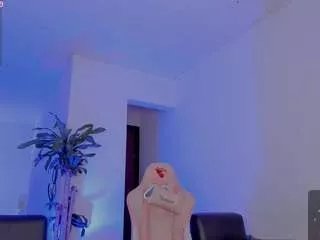 Offline honey-flawless on CamSoda