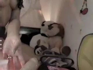 Offline lilithsavett on CamSoda