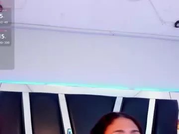 Freechat antonellepiercee on Chaturbate