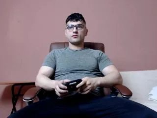 Offline alec_thomson on Flirt4Free