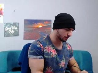 Offline alec_thomson on Flirt4Free
