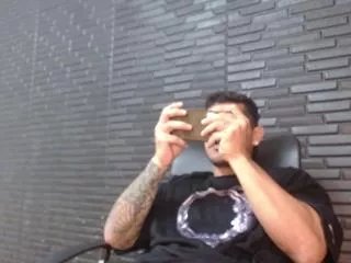 Offline andrey_gorelov on Flirt4Free