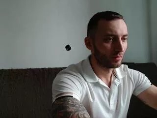 Offline arti_hard on Flirt4Free