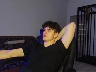 Offline brad_holloway on Flirt4Free