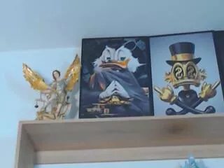 Offline charlie_tomsom on Flirt4Free