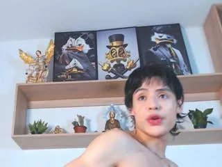 Offline charlie_tomsom on Flirt4Free