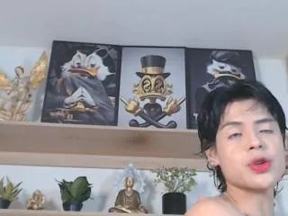 Offline charlie_tomsom on Flirt4Free