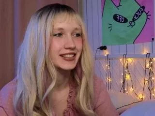 Offline chelsea_bradwell on Flirt4Free