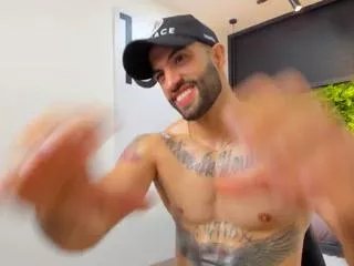 Offline jeremy_harden on Flirt4Free