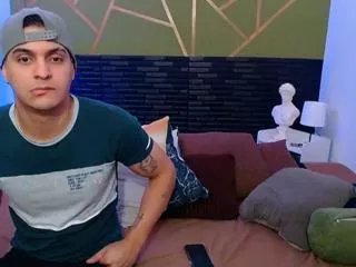 Offline jordan_velez_rooney_saenz on Flirt4Free