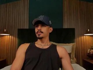 Offline lukee_taylor on Flirt4Free