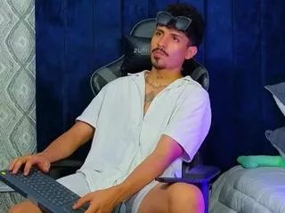 Offline lukee_taylor on Flirt4Free