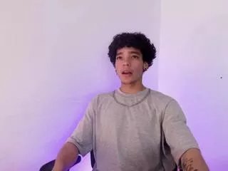 Offline marlon_smiith on Flirt4Free