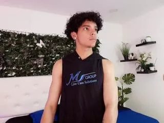 Offline marlon_smiith on Flirt4Free