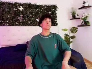 Offline marlon_smiith on Flirt4Free