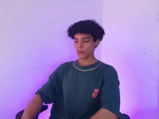 Offline marlon_smiith on Flirt4Free