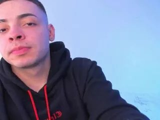 Offline maxwell_dupont on Flirt4Free
