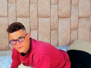 Offline ryan_dusk on Flirt4Free