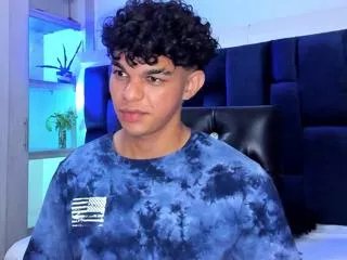 Offline sam_dosantos on Flirt4Free