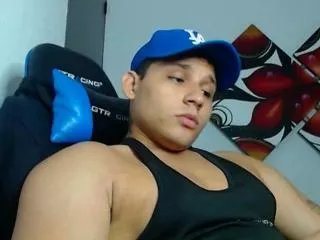 Offline valerio_rossi on Flirt4Free