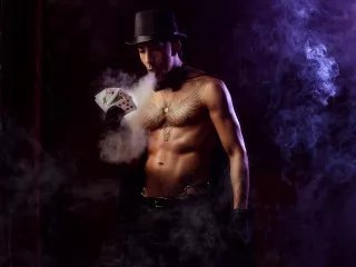 Offline DonovanDesmond on Streamate