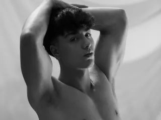 Offline JHONALDSW on Streamate