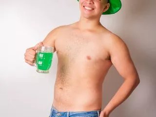 Offline JUANDIAMONDS98 on Streamate