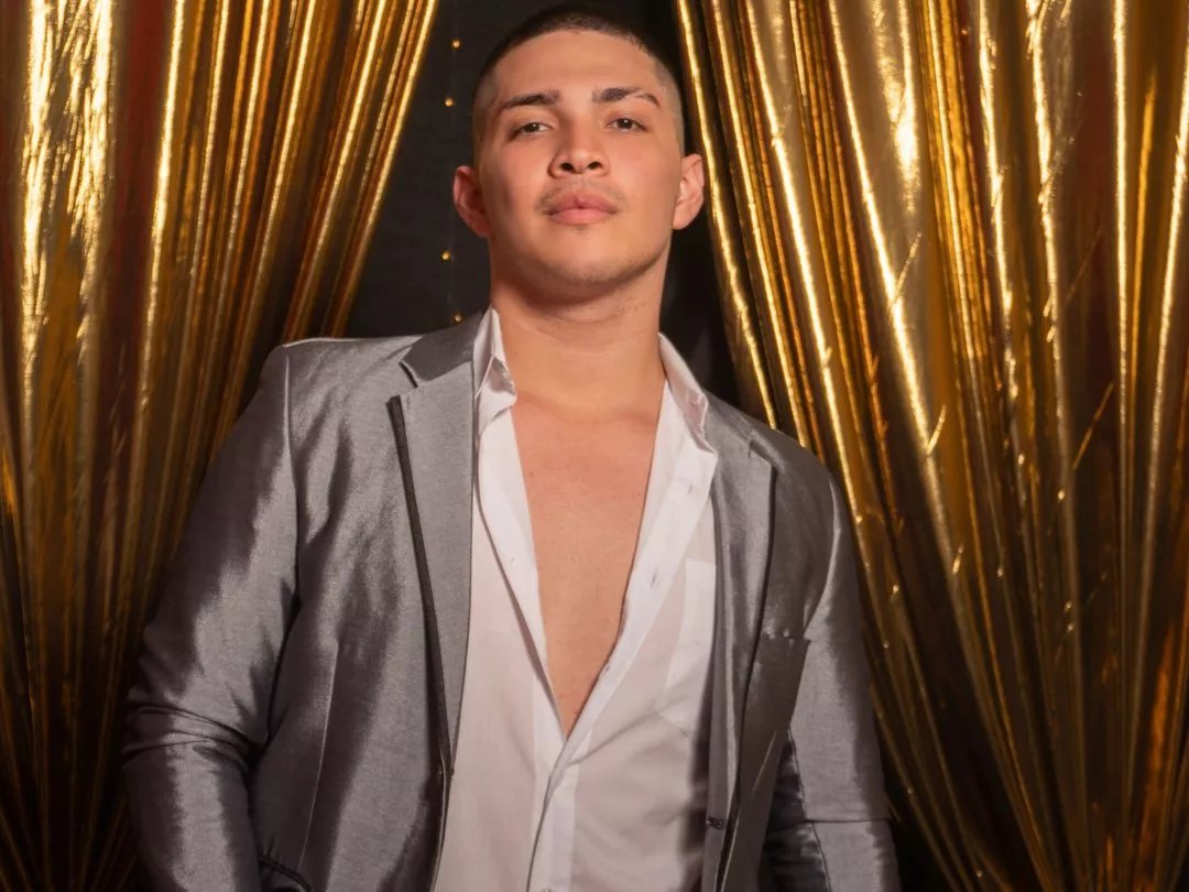 Offline JUANDIAMONDS98 on Streamate