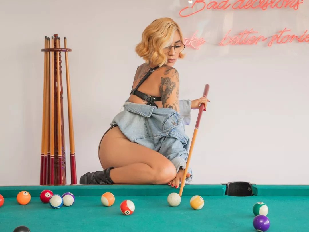 Offline LafetArte on Streamate