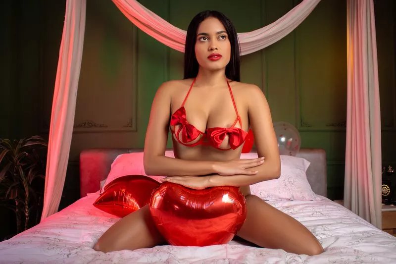 Offline LiaObrion18 on Streamate