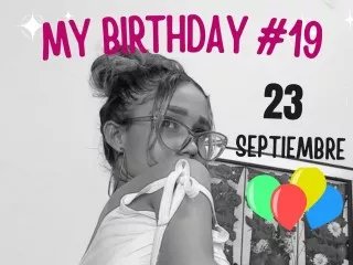 Offline MarianaManzur on Streamate