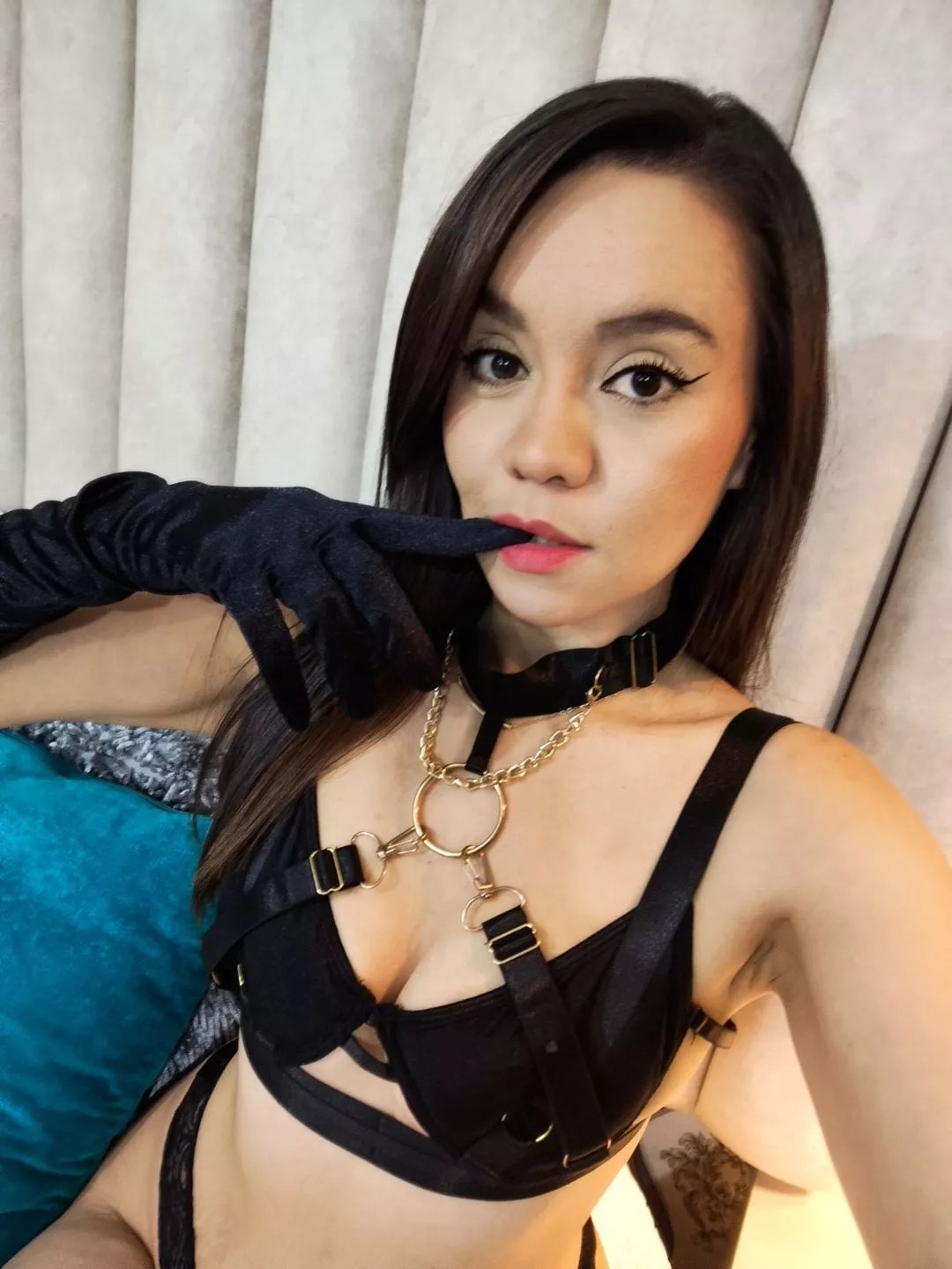 Offline SkyJunne on Streamate