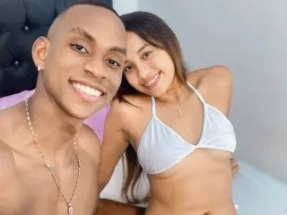 Offline Strawbeerry on Streamate