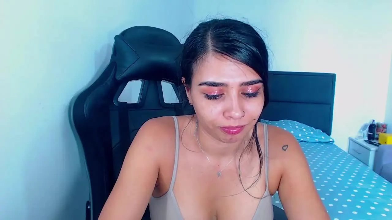 Offline BrendaDiaz on Streamray