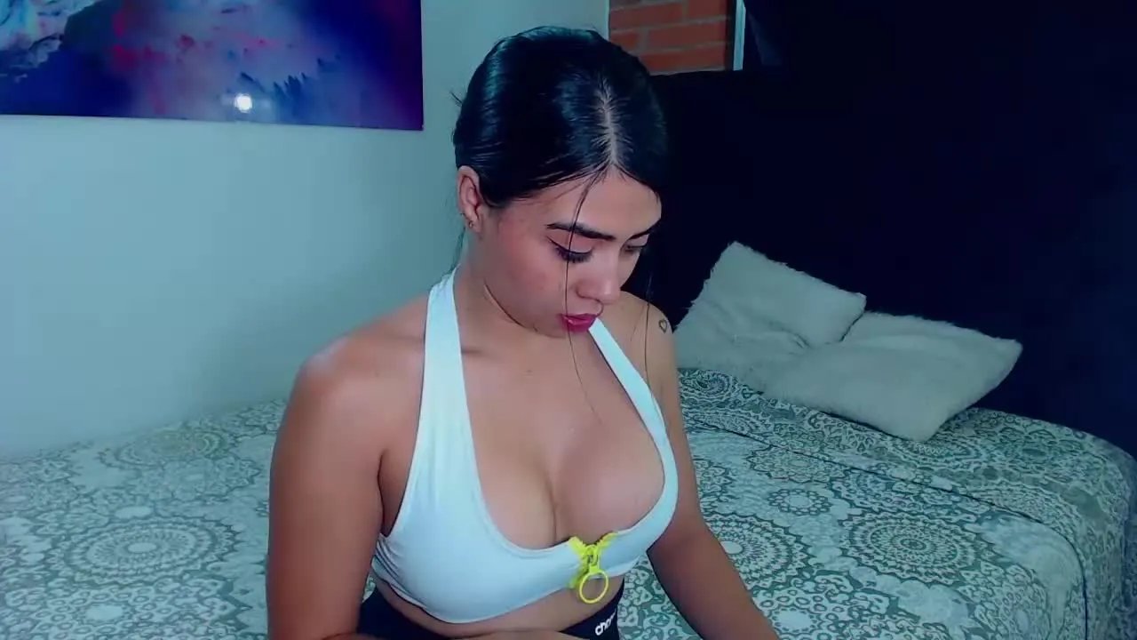 Offline BrendaDiaz on Streamray