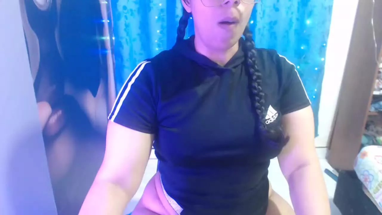 Offline Canela69_nasty1 on Streamray