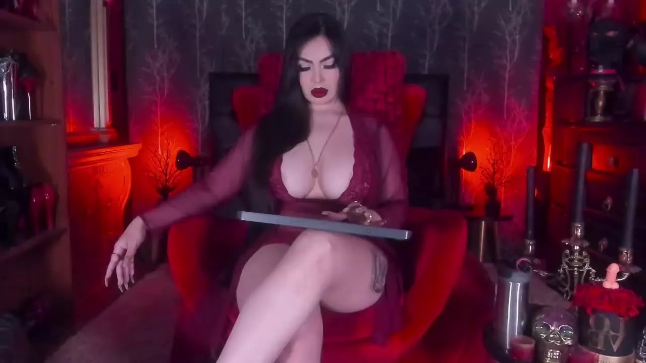 Offline gabrielaaroms on Streamray