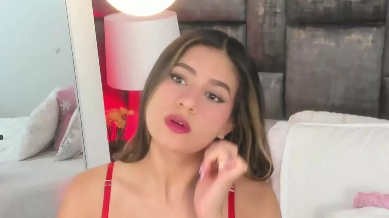 Offline JulietRiver on Streamray