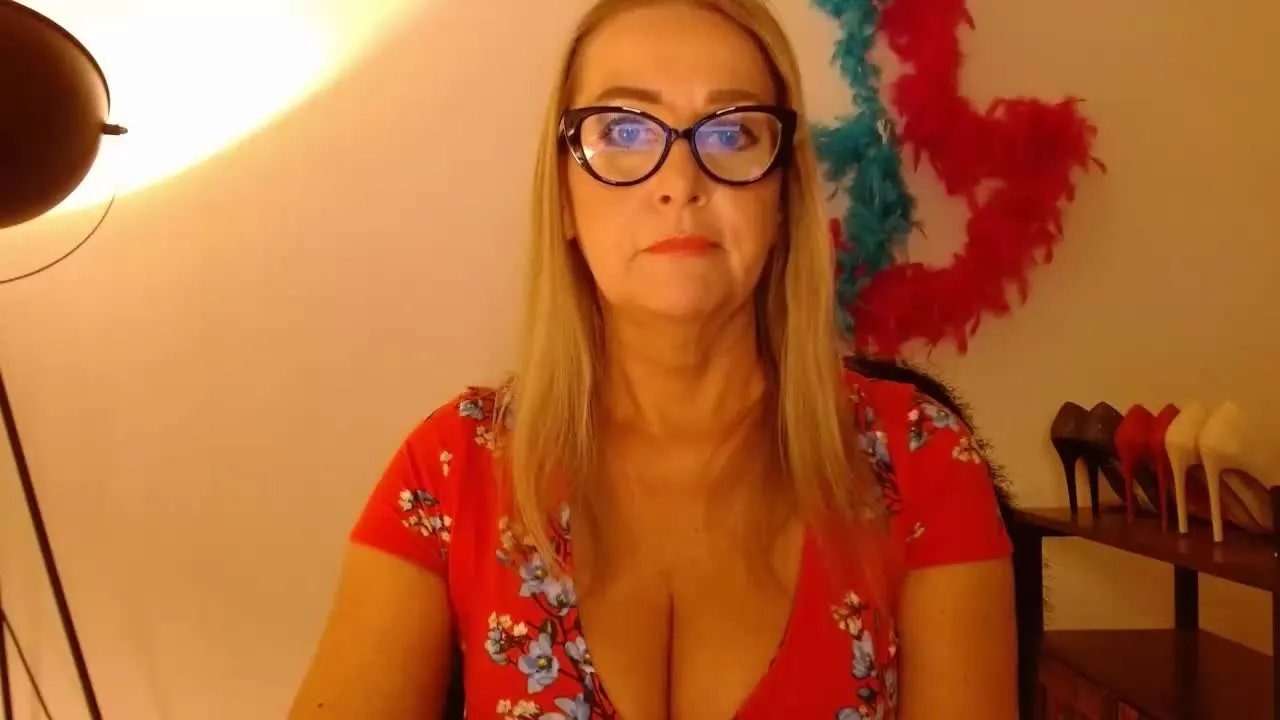 Offline LeaStar on Streamray