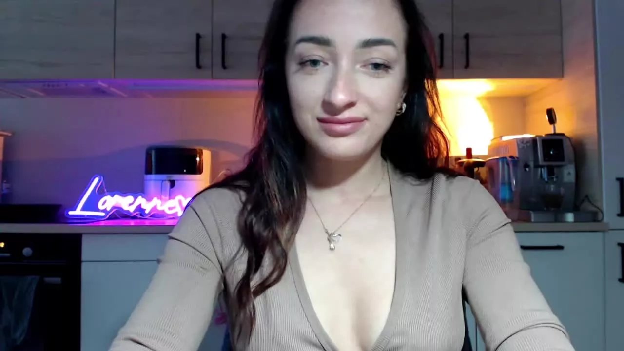 Offline LorenneDream on Streamray