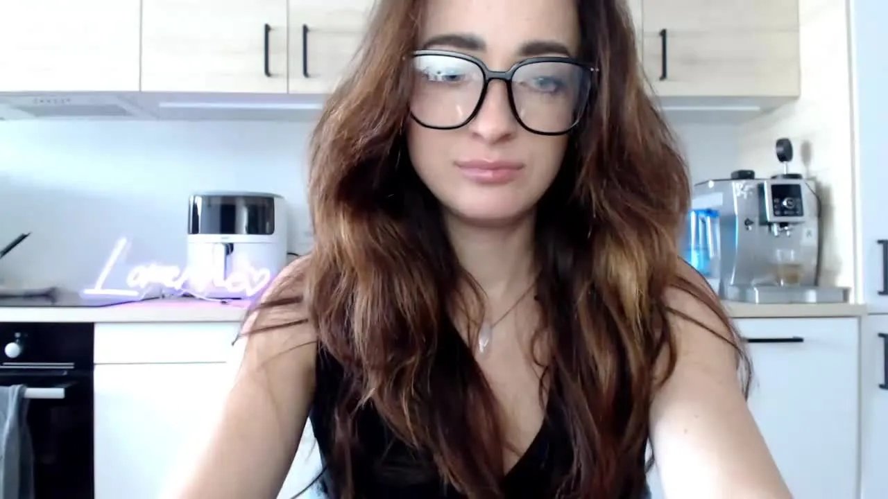 Offline LorenneDream on Streamray