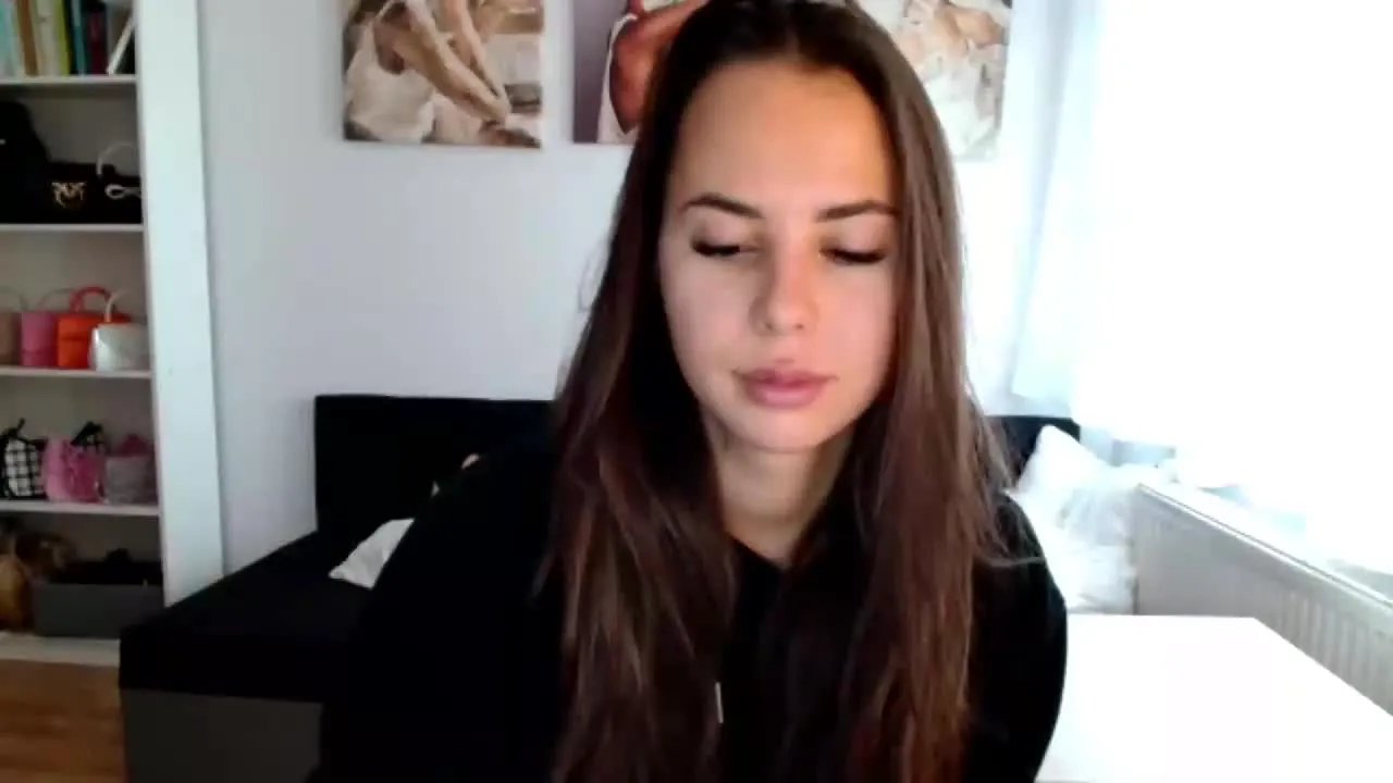 Offline MayaDirty on Streamray