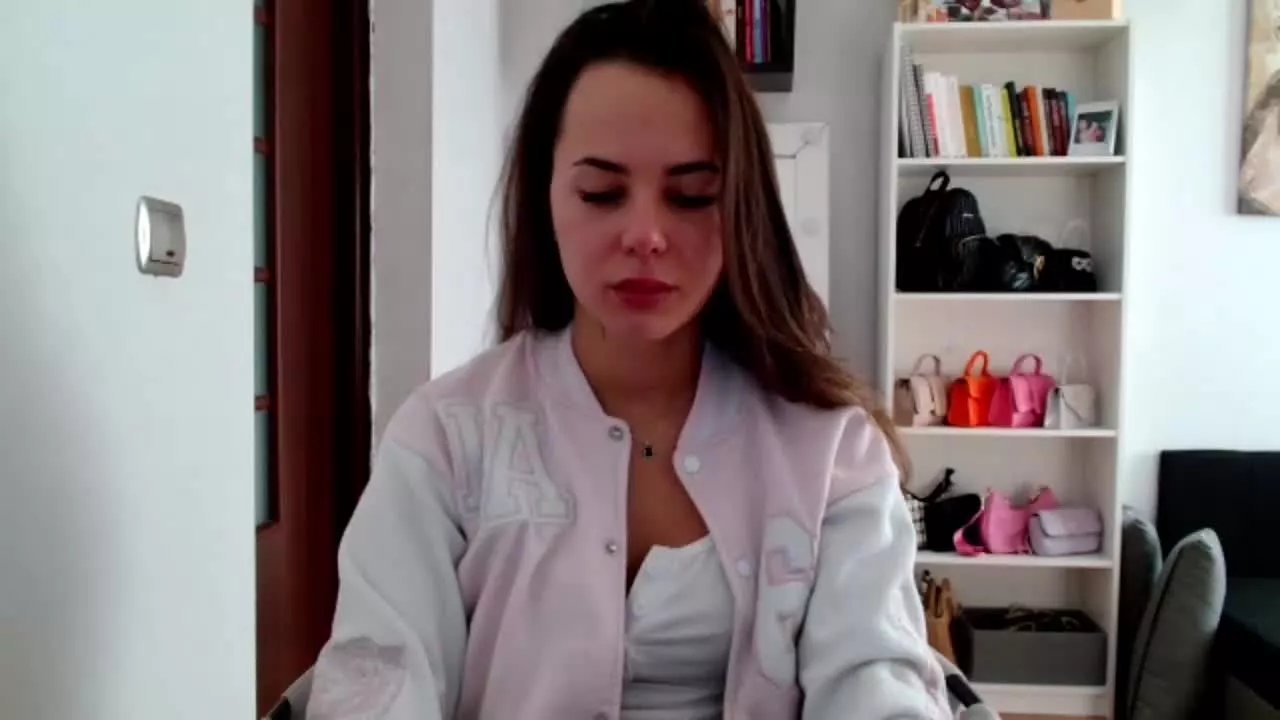 Offline MayaDirty on Streamray