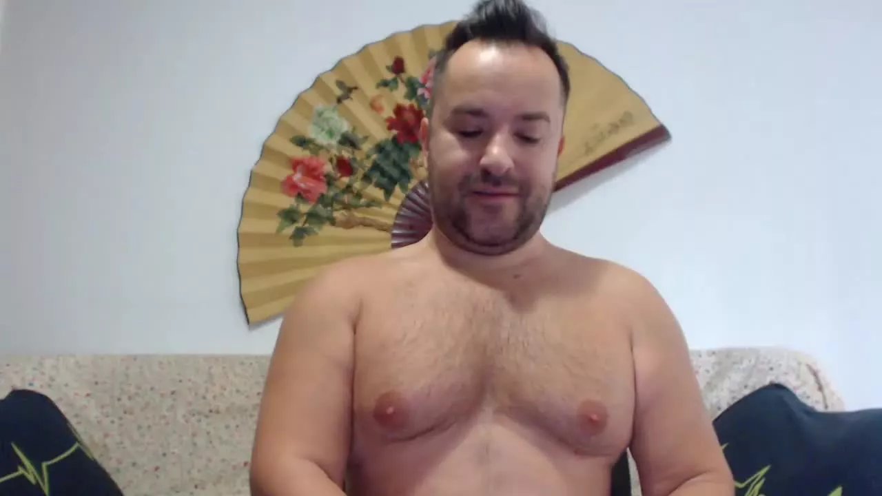 Freechat Stud10inch on Streamray