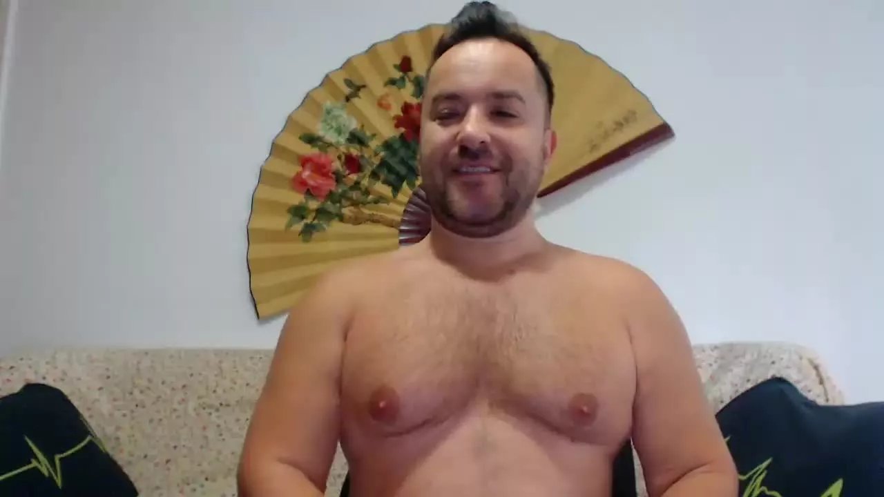 Freechat Stud10inch on Streamray