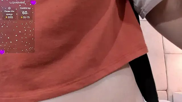 Freechat aisha_vs on StripChat