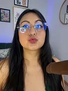 Freechat Amber_gold_ on StripChat