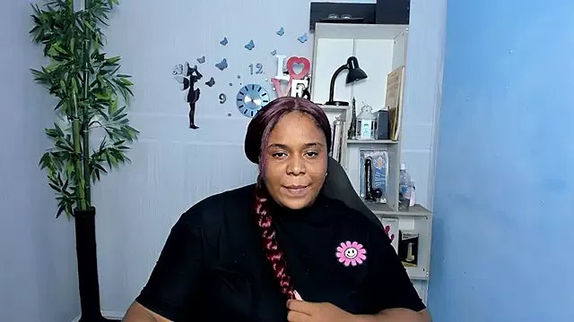 Freechat bbw_charlote on StripChat